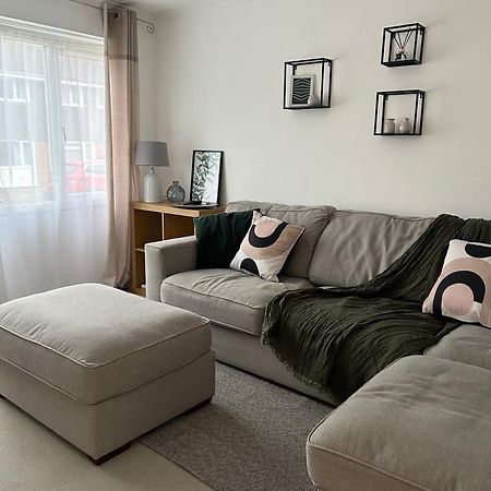 Stylish 3 Bed House Hitchin Villa Екстериор снимка