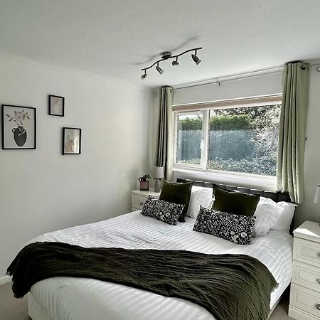 Stylish 3 Bed House Hitchin Villa Екстериор снимка